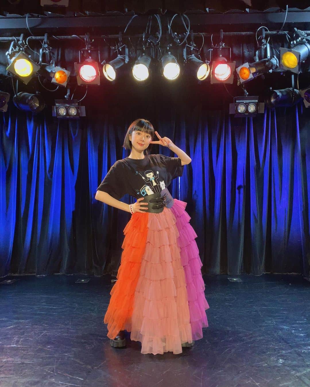 工藤晴香のインスタグラム：「#くどはる全国ツアー  大阪 Banana Hall  1  910STAR's MUSIC 2  Utopia 3  Supernatural 4 KEEP THE FAITH 5 MY VOICE 6 Secret Summer 7 家路 8  Stargazers (新曲) 9  Because I am 10 Rockstar's Brand New Song 11 それぞれのPLANET 12 Under the Sun  夜 1  Magic Love 2 GROOVY MUSIC TAPE 3 Thunder Beats 4 Doomsday LoveSong 5 KEEP THE FAITH 6 Secret Summer 7 MY VOICE 8  Stargazers(新曲) 9  それぞれのPLANET 10 家路 11 Real me 12 910STARs MUSIC  ツアーファイナル！！ 2023年の集大成であり、未来に向けてスタートを切ったステージでしたっ。 夜の部で「2023年やりきったかー？」聞くの忘れてたぁのが心残り。  新曲「Stargazers」は平地さんとのデュエット曲ですが今回は1人Verで初披露しました☆これはレアだよー」