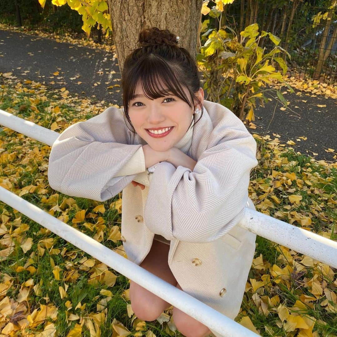 鈴木楓恋さんのインスタグラム写真 - (鈴木楓恋Instagram)「liveありがとう💛 冬をイメージしたセトリだったので お衣装も柔らかい雰囲気のセットアップにしてみました⛄️」12月3日 19時53分 - _karendayo_