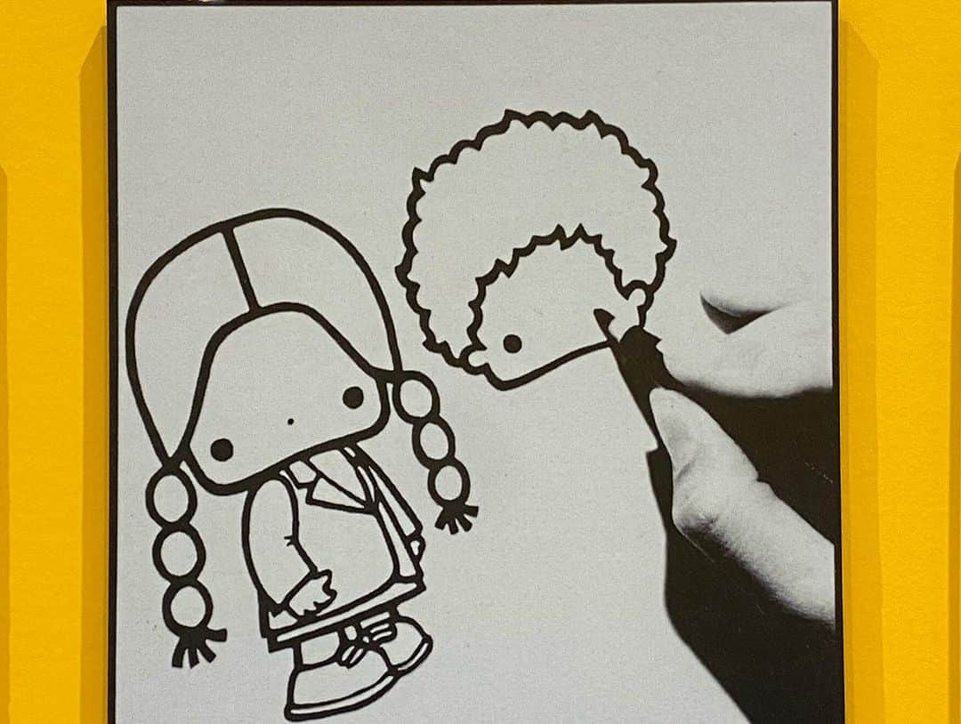 森本千絵さんのインスタグラム写真 - (森本千絵Instagram)「なぜか青森にて #サンリオ　展 素晴らしすぎた。 懐かしいキャラクターデザインが多数。 サムネイルや版下までがかわいい。  私がお仕事した大きなリボンのキティまで展示されていて とても嬉しかったです。」12月3日 20時16分 - chiemorimoto_goen