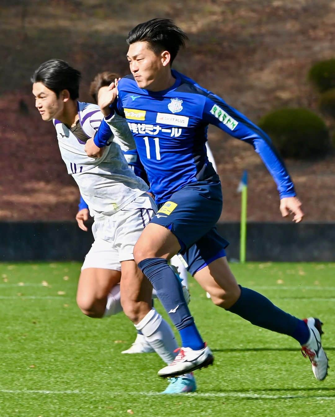 ヴァンフォーレ甲府のインスタグラム：「. 1203  #training match . #松本孝平 #井上樹 #ジェトゥリオ #水野颯太 #小林岩魚 #遠藤光 #内藤大和 #山本英臣 #大和優槻 #荒木翔 #品田愛斗 . #vfk #ヴァンフォーレ甲府 #疾風怒濤 #Unite for the next #ventforet #VENTFORETKOFU #ventforetkofu #山梨 #soccer #football」