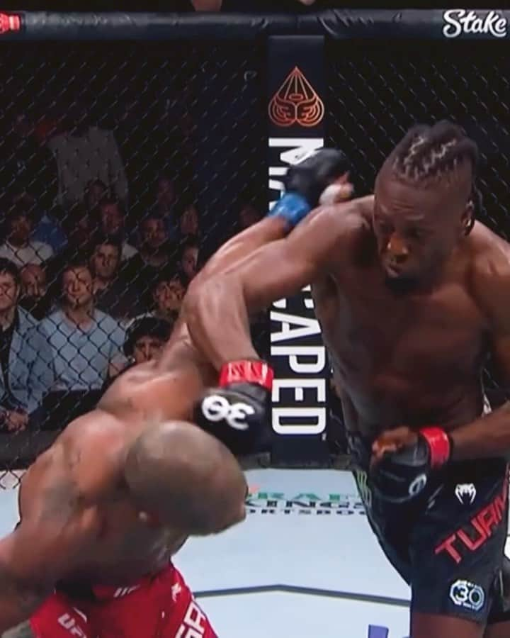 モンスターエナジーのインスタグラム：「JALIN TURNER GETS IT DONE ON SHORT NOTICE 😤 @TheTarantula   Jalin Turner scores a brutal first-round knockout against Bobby Green in the co-main event at #UFCAustin.  #MonsterEnergy #UFC #Fight #FightNight #Austin」