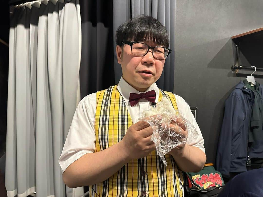 小石田純一さんのインスタグラム写真 - (小石田純一Instagram)「年内ラストの事務所ライブ「NEW☆STAのでした。お越しくださった皆さん、ありがとうございました！ネタに企画に楽しくやらせていただきました！次回の事務所ライブは1月27日(土)に新宿バッシュ‼︎で開催です。来年もよろしくお願いします！  #NEWSTA #お笑いライブ  #ニュースタッフプロダクション #新宿ブリーカー #お笑い芸人  #さくらす岡田  #メカイノウエ さん #大豆のソコヂカラ  #おしんこきゅう  #ハングリーぺんぎん #早川パパ」12月3日 13時02分 - koishida.trendy