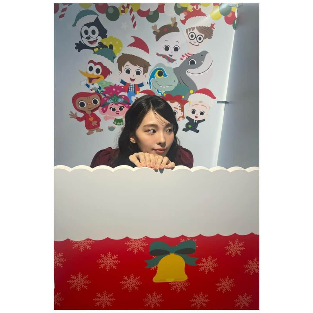 川口ゆりなさんのインスタグラム写真 - (川口ゆりなInstagram)「． ． #ポケユニクリスマス キャンペーンが ポケユニハラジュクとポケユニアベノ(大阪)で12/25まで開催中です🎄 ． ポケユニとはユニバーサルの人気キャラクターたちがポケットサイズになった ポケユニ/ポケットユニバーサルという新ブランドです💙 ． ポケユニ仕様のフレームで photoismも撮れるので、ぜひ推しキャラと一緒に 撮ってみてください~‼︎ ． 映えなフォトスポットや かわいいアイテムがたくさんあって 幸せ溢れました…♡ ． #ポケユニ　 #ポケユニクリスマス #PR  ．」12月3日 13時09分 - kawaguchi_yurina_official