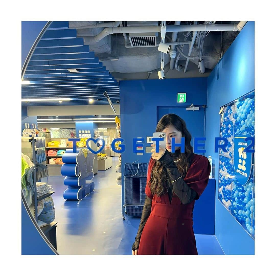 川口ゆりなさんのインスタグラム写真 - (川口ゆりなInstagram)「． ． #ポケユニクリスマス キャンペーンが ポケユニハラジュクとポケユニアベノ(大阪)で12/25まで開催中です🎄 ． ポケユニとはユニバーサルの人気キャラクターたちがポケットサイズになった ポケユニ/ポケットユニバーサルという新ブランドです💙 ． ポケユニ仕様のフレームで photoismも撮れるので、ぜひ推しキャラと一緒に 撮ってみてください~‼︎ ． 映えなフォトスポットや かわいいアイテムがたくさんあって 幸せ溢れました…♡ ． #ポケユニ　 #ポケユニクリスマス #PR  ．」12月3日 13時09分 - kawaguchi_yurina_official