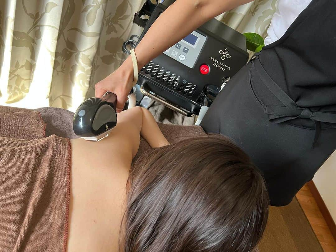 Relaxation & Spa Kokuaさんのインスタグラム写真 - (Relaxation & Spa KokuaInstagram)「本日16時から90分コースのみ 空きがございます🈳 ポイントカード2倍キャンペーン中💞 年内は27(水)まで営業しております！ ☎︎07084061415  #メンズマッサージ#メンズリラクゼーション#メンズ脱毛#恵比寿マッサージ#恵比寿脱毛#恵比寿」12月3日 13時36分 - kokua_insta