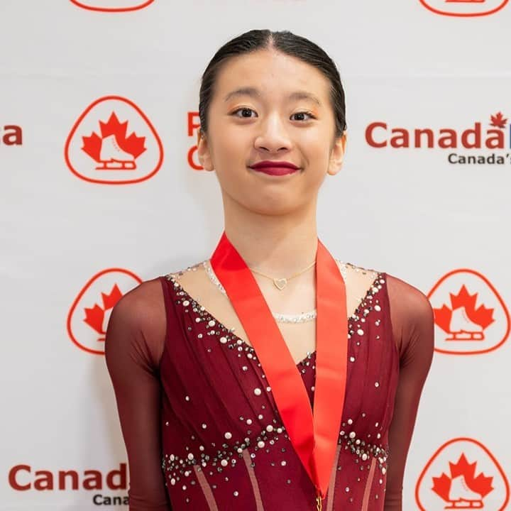 Skate Canadaさんのインスタグラム写真 - (Skate CanadaInstagram)「From jaw-dropping routines to heart-stopping moments, day 3 of the #SCChallenge24 had it all! A round of applause for our junior men and women champions 🏆  @dat__sk8er__boi @lulu_lin_on_ice ______________  La troisième journée du #DéfiPC24 a certainement été riche en émotions ! Félicitations à nos champions juniors en patinage en simple masculin et féminin 🏆  📸 @danielleearlphotography」12月3日 14時04分 - skate_canada