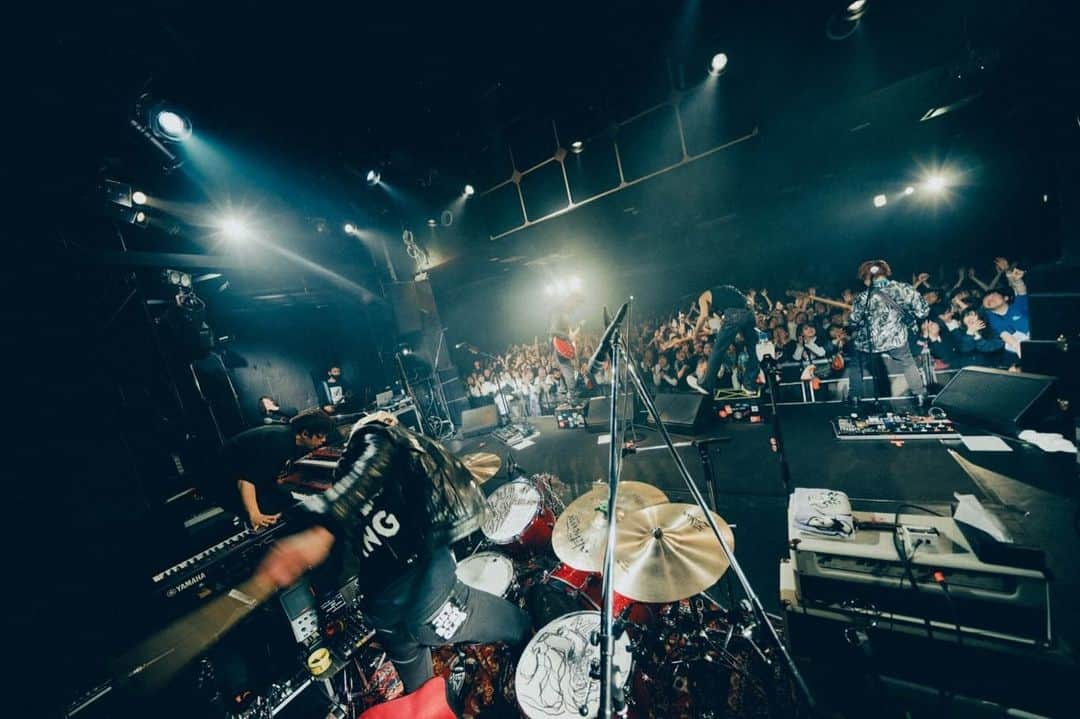 ジェットセイヤさんのインスタグラム写真 - (ジェットセイヤInstagram)「THANK YOU!!👊🥁🔥 #DREAMS tour 2023.12.2 TAKAMATSU festhalle @go_go_vanillas_official  photographer @renzo1101」12月3日 14時18分 - jett_seiya_lvasp