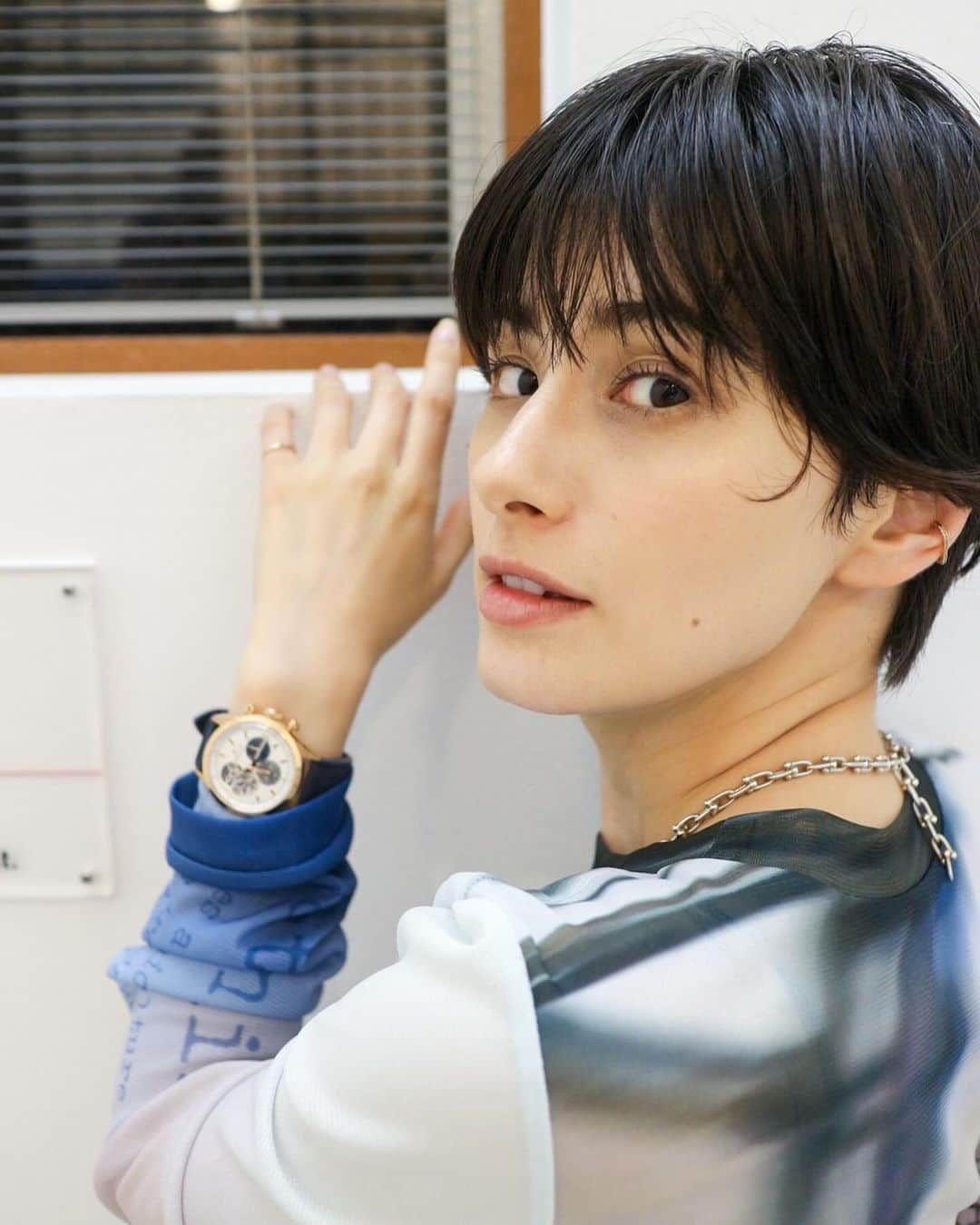 ホラン千秋さんのインスタグラム写真 - (ホラン千秋Instagram)「_ Creating our lives, minute by minute, second by second.  #zenithwatches #ゼニス #sponsored」12月3日 14時49分 - chiakihoran_official