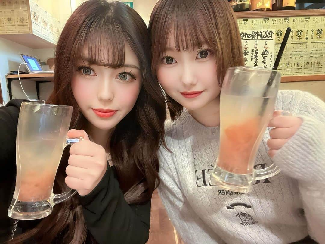 ひなちちのインスタグラム：「にーなちゃん可愛すぎます💕  #仲良く梅干しサワー#AI加工#l4l #l4f#fff#ffff #fyp#instagram #instalike #03 ##hinachichi09#923#飲みべ高い人集合#飲みべ高い人繋がりたい#_cookhina_ #いいね返し」