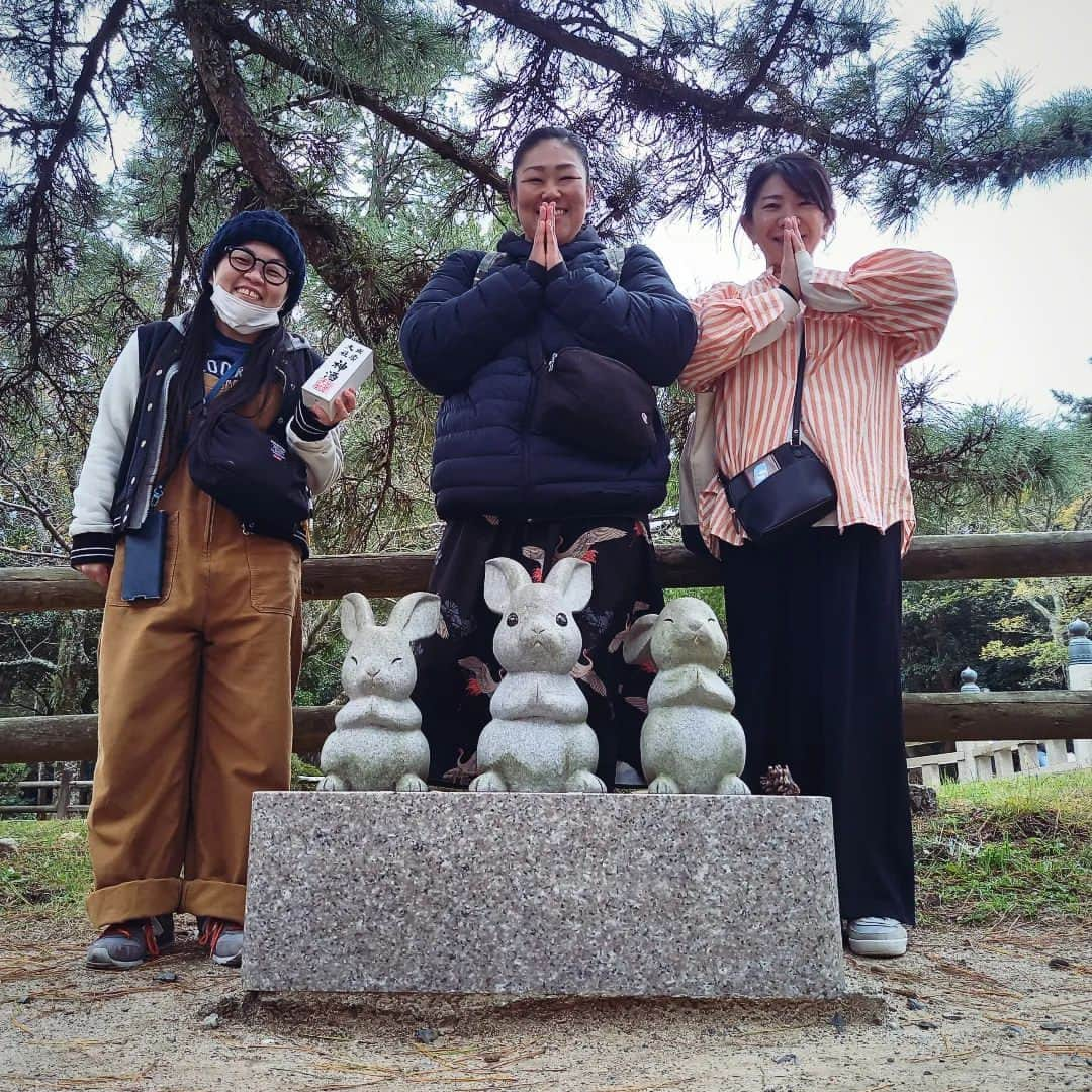 ぢゃいこさんのインスタグラム写真 - (ぢゃいこInstagram)「⛩️出雲大社⛩️ 今年もお参りできたことに感謝🙇‍♀️ こうして毎年お付き合いしてくれる後輩に感謝🙇‍♀️ #出雲大社 #神在祭  #神在月 #神議 #縁結 #ぢゃいこ #岡田直子 #服部ひで子 #吉本新喜劇」12月3日 15時10分 - dyaimeshi