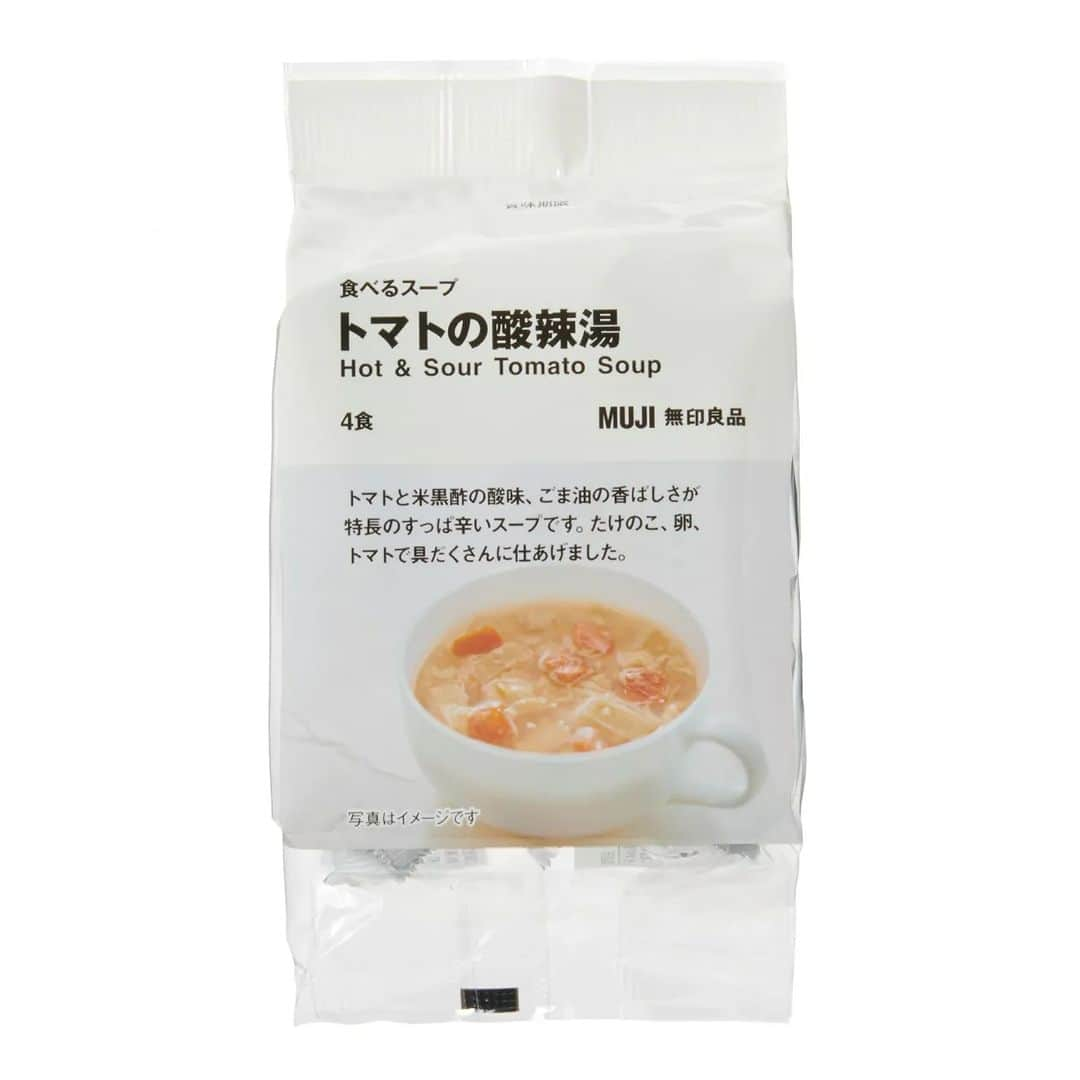 無印良品さんのインスタグラム写真 - (無印良品Instagram)「手軽にあたたかなスープを。『食べるスープ トマトの酸辣湯』 - トマトと米黒酢の酸味、ごま油の香ばしさが特長のすっぱ辛いスープです。たけのこ、卵、トマトで具だくさんに仕上げました。お湯を入れて、かき混ぜるだけで完成します。  他にも、牛肉、ほうれん草など6種の具材が入った『ユッケジャンスープ』や、じっくり煮込んだ牛テールのコクが感じられる『牛肉と葱のテールスープ』など、さまざまな味わいを揃えました。 - #無印良品 #MUJI #スープ #フリーズドライ #食べるスープ #酸辣湯 #ユッケジャン #テールスープ」12月3日 16時00分 - muji_global