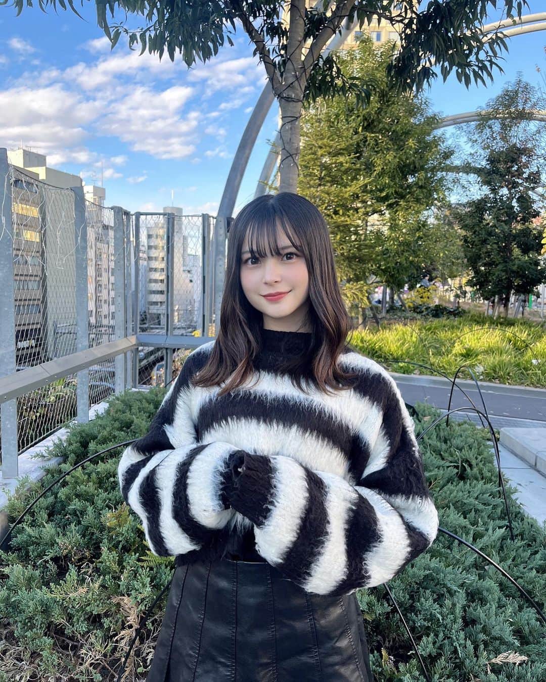 夏川メガンさんのインスタグラム写真 - (夏川メガンInstagram)「クロップド丈のニット💕  この丈長さ大好きー！   #WEGO #ウィーゴー #WEGOコーデ #WEGOニット #PR  #宮下パーク」12月3日 16時44分 - _megann.282