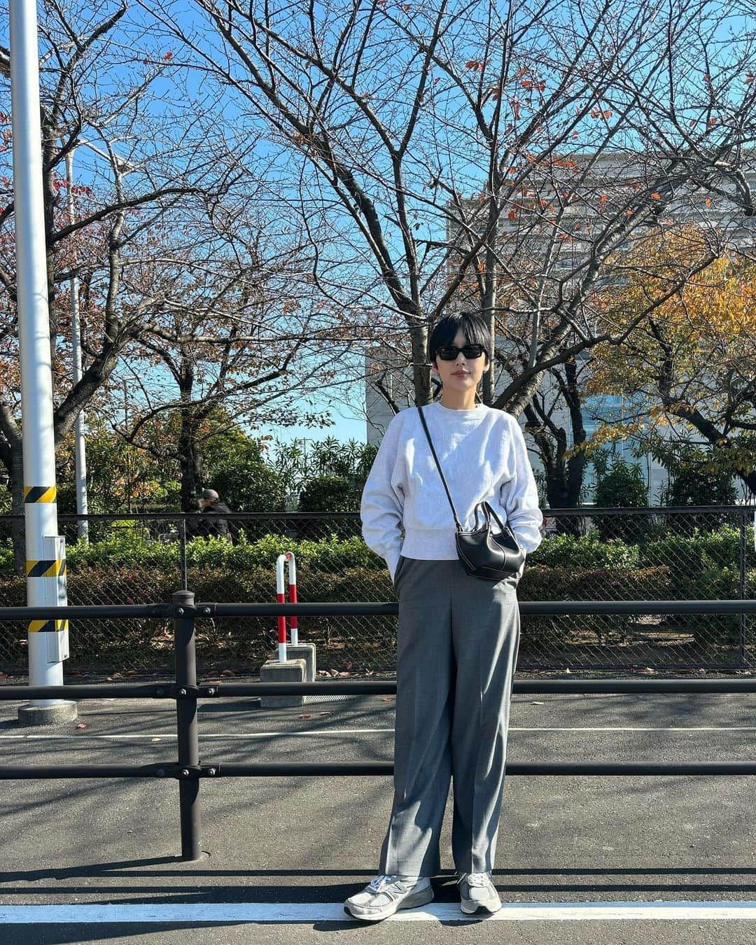 潮田あかりのインスタグラム：「🍂🧡  #folnua」