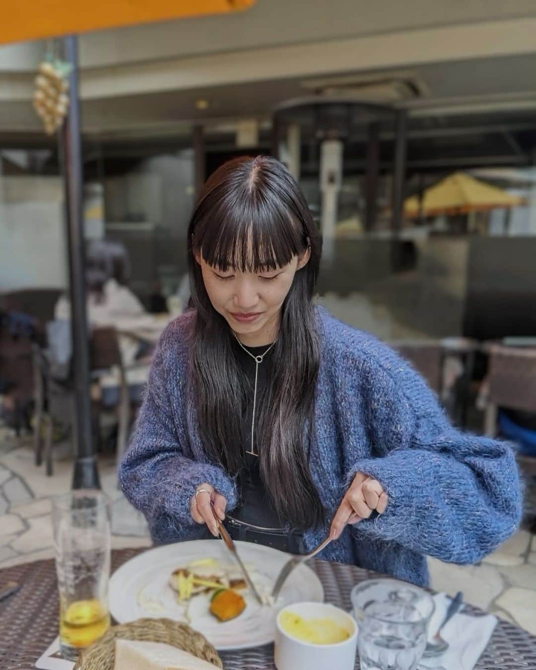 Shiho Sasakiさんのインスタグラム写真 - (Shiho SasakiInstagram)「休日のしあわせ時間🍽️🍷  #休日 #outfit_shiho」12月3日 18時22分 - shihomurata0718