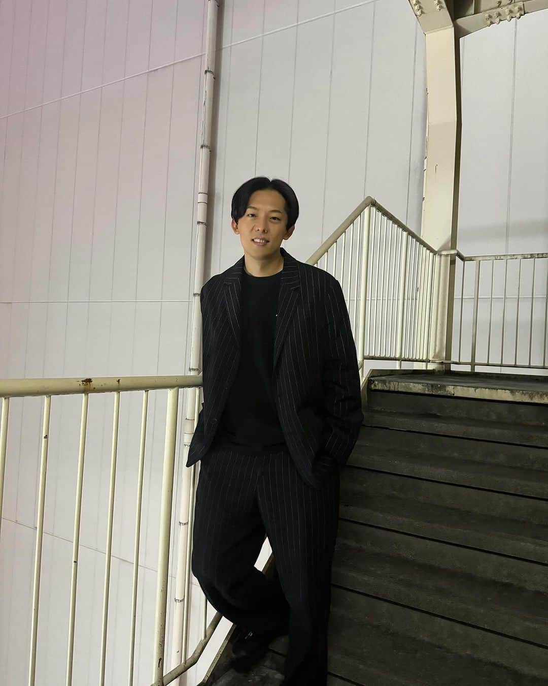KEN THE 390のインスタグラム：「#NIKKEIVOICE 審査員させて頂きました！  出場した皆さんそれぞれに主張があり、それをキャリア関係なく自由にぶつけ合う姿を見て自分も胸を打たれました。  皆さんお疲れ様でした！！」