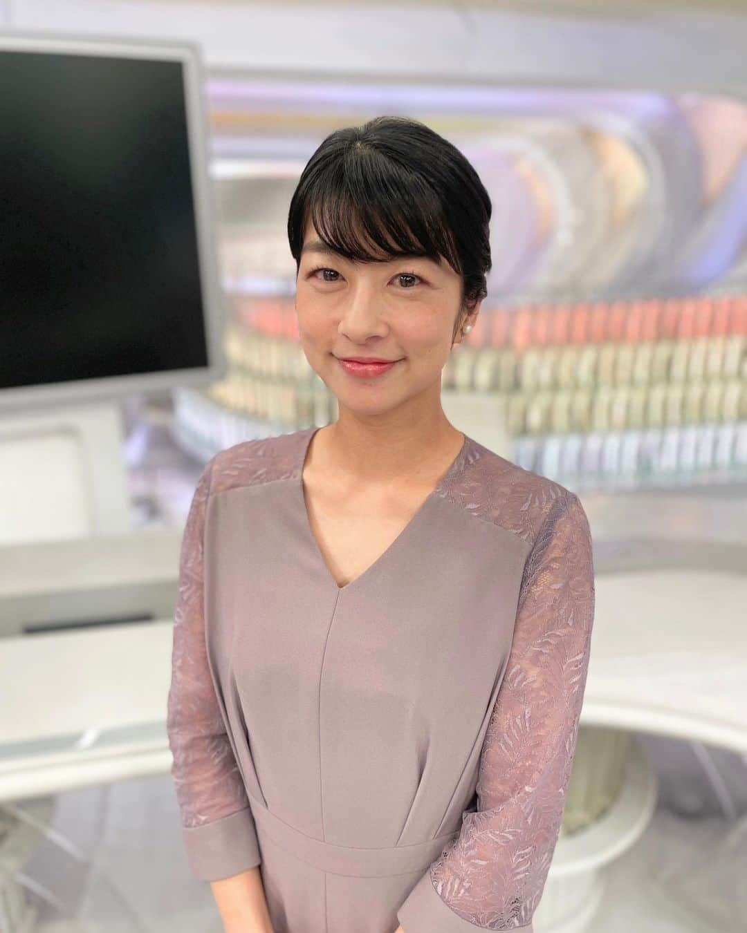 フジテレビ「プライムニュース イブニング」さんのインスタグラム写真 - (フジテレビ「プライムニュース イブニング」Instagram)「師走らしい気温の日々が続いています。 ただ、朝晩の冷え込みは厳しくなりつつあります。  暖かくしてお過ごし下さい。  今週もご覧いただきありがとうございました。  #生野陽子 @yoko_shono #奥寺健 @fujitv_announcer #杉原千尋 @chihiro.sugihara #勝野健 @ken.katsuno #フジテレビ  #アナウンサー  #ニュース」12月3日 18時19分 - livenews_it