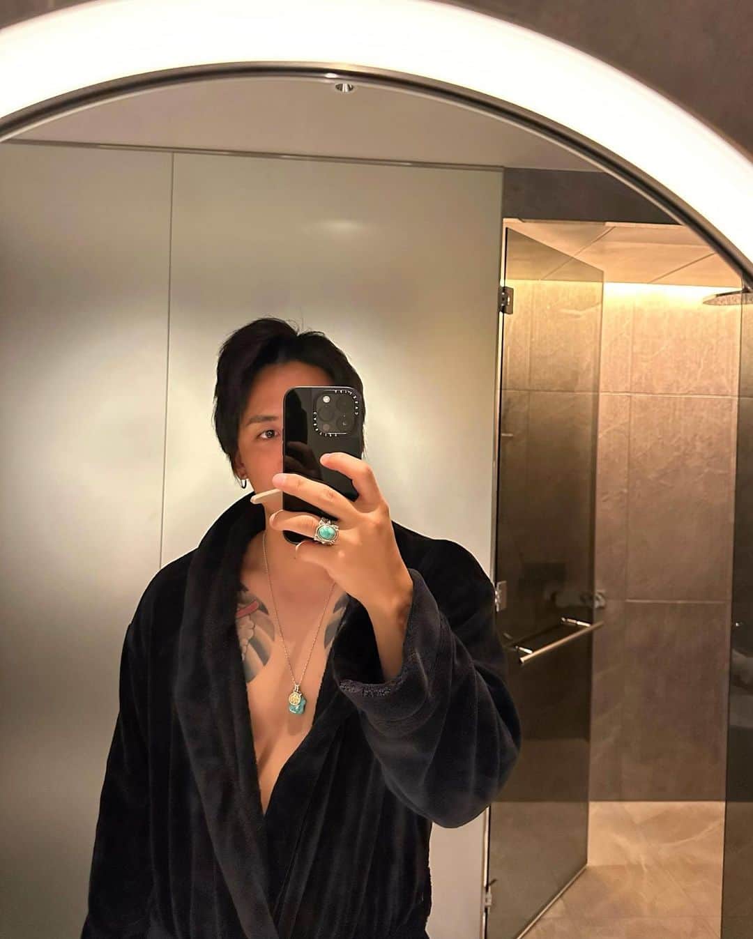 大志（DOWBL）さんのインスタグラム写真 - (大志（DOWBL）Instagram)「昨年の誕生日に身内の皆が プレゼントしてくれた大阪旅行  大好きな皆のおかげで 贅沢三昧、楽しく過ごせました😆  皆ほんとうにありがとね  #W大阪 #焼肉さつま」12月3日 18時32分 - taishi.s.n