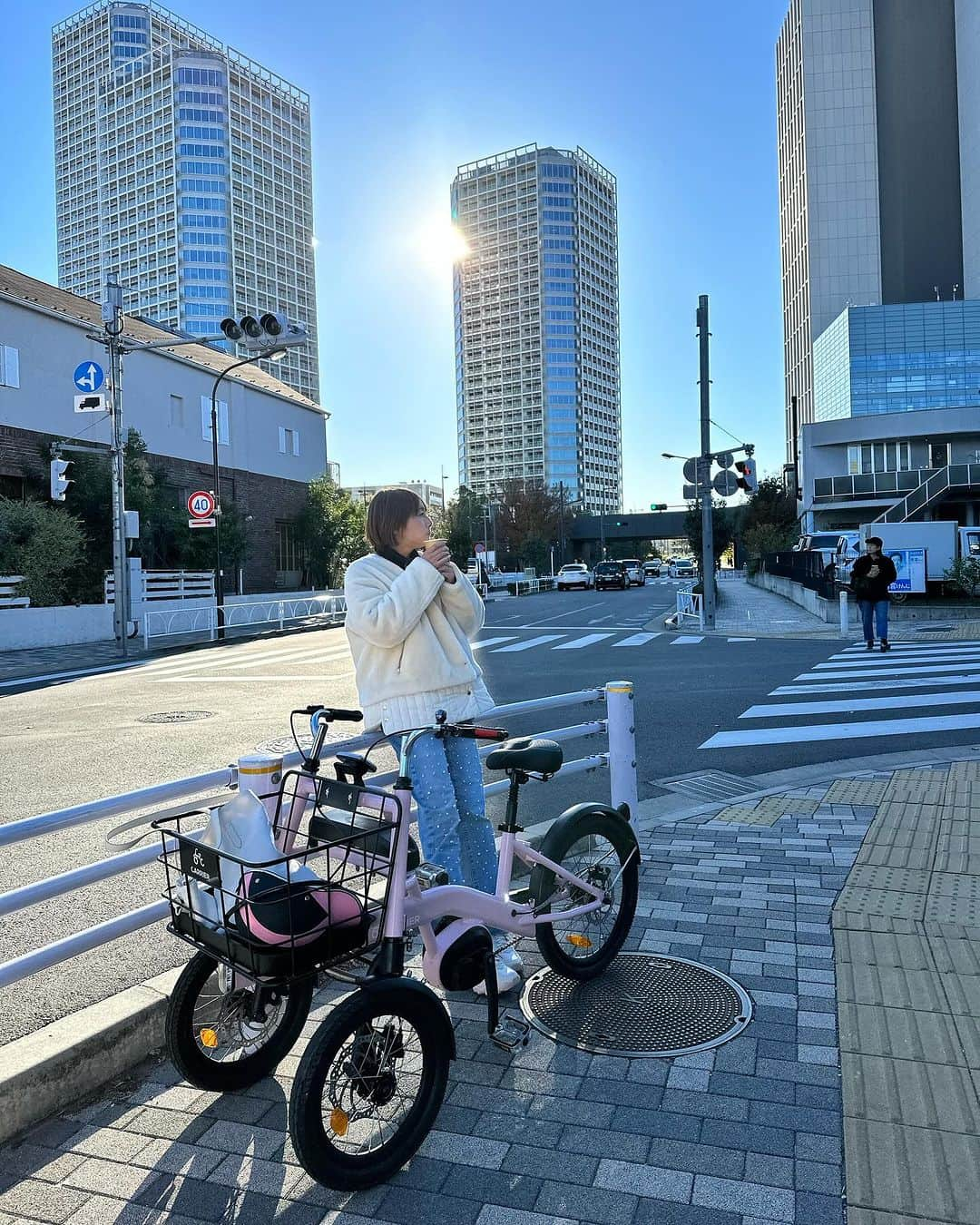 細田阿也さんのインスタグラム写真 - (細田阿也Instagram)「@carrier.bike #キャリエ #電動アシスト三輪自転車  #電動アシスト自転車　から #マウンテンバイク　に替えて 怯んでいた笑😆  #二子玉川　までの坂が なんなくスイスイだったよね。  #サイクリング  さらに楽しめそう🧏🏻‍♀️」12月3日 18時33分 - hosodaaya