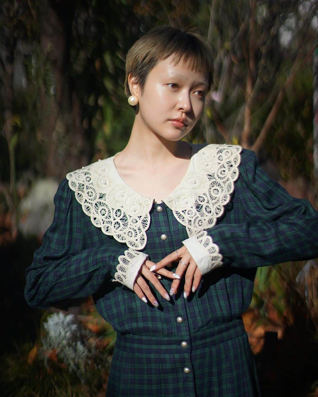 PUNK CAKEのインスタグラム：「✨ONLINE STORE NEW ARRIVAL✨  ✨Vintage piping knit coat  ✨Big lace collar check long dress  12月営業日/ 月,木,金,土,日 営業時間/ 13:00～20:00  住所/ 東京都目黒区鷹番3-4-10 2F」