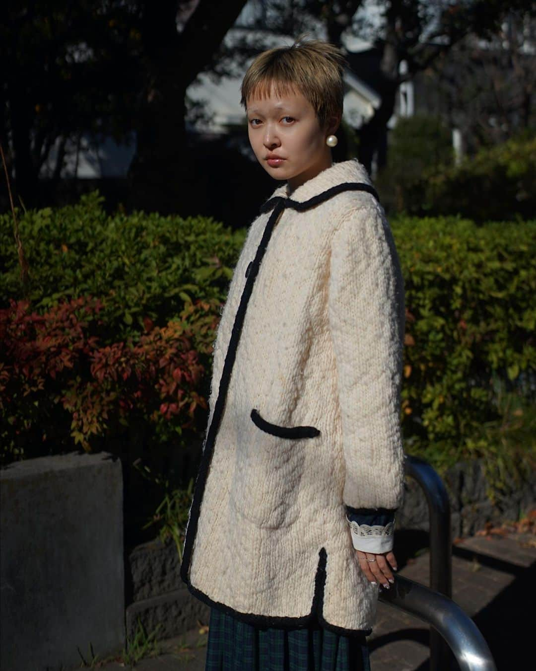 PUNK CAKEさんのインスタグラム写真 - (PUNK CAKEInstagram)「✨ONLINE STORE NEW ARRIVAL✨  ✨Vintage piping knit coat  ✨Big lace collar check long dress  12月営業日/ 月,木,金,土,日 営業時間/ 13:00～20:00  住所/ 東京都目黒区鷹番3-4-10 2F」12月3日 18時55分 - punk_cake