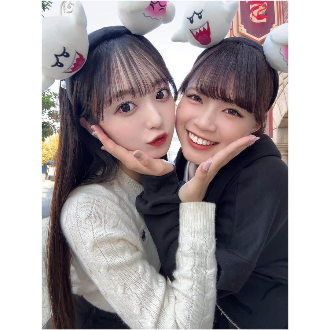 日比野芽奈さんのインスタグラム写真 - (日比野芽奈Instagram)「👭🤍 . . . ラフラフの唯一同い年メンバー ゆいちゃんと2人で行ってきたよ〜！！ . . . ふたりともユニバ初心者すぎて あせることもありましたが、 アトラクションもフードも すべて満喫してのでは...？という 感じでおなかいーっぱい🥹💖 . . . #universalstudios #universalstudiosjapan #usj #universalstudio #usjコーデ #usjハロウィン#ハロウィン #halloween #ユニバーサルスタジオ #ユニバーサルスタジオジャパン #ユニバーサルスタジオジャパン #ユニバ#ユニバコーデ#ユニバフード#ユニバカチューシャ #ユニバハロウィン#ユニバコーデ #ホラーナイト #ホラナイ #ハロウィーンホラーナイト #テレサ #テレサコーデ  #モノトーンコーデ #大阪観光  #ラフラフ」12月3日 19時00分 - hibino_meina