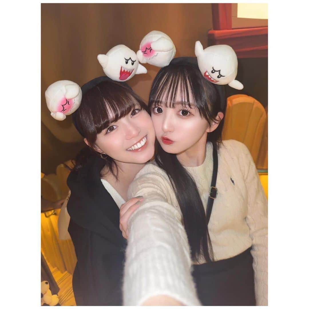 日比野芽奈さんのインスタグラム写真 - (日比野芽奈Instagram)「👭🤍 . . . ラフラフの唯一同い年メンバー ゆいちゃんと2人で行ってきたよ〜！！ . . . ふたりともユニバ初心者すぎて あせることもありましたが、 アトラクションもフードも すべて満喫してのでは...？という 感じでおなかいーっぱい🥹💖 . . . #universalstudios #universalstudiosjapan #usj #universalstudio #usjコーデ #usjハロウィン#ハロウィン #halloween #ユニバーサルスタジオ #ユニバーサルスタジオジャパン #ユニバーサルスタジオジャパン #ユニバ#ユニバコーデ#ユニバフード#ユニバカチューシャ #ユニバハロウィン#ユニバコーデ #ホラーナイト #ホラナイ #ハロウィーンホラーナイト #テレサ #テレサコーデ  #モノトーンコーデ #大阪観光  #ラフラフ」12月3日 19時00分 - hibino_meina