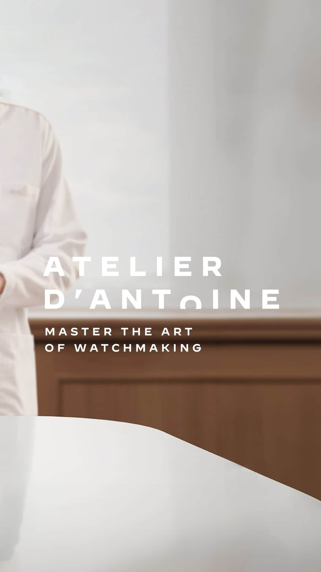 ジャガールクルトのインスタグラム：「Master the Art of Watchmaking. #AtelierAntoine _ Atelier d’Antoine The Masterclasses _ This Holiday Season, enter the Manufacture Jaeger-LeCoultre and discover the Grande Maison’s craftsmanship with the Atelier d’Antoine Masterclasses. From the art of engraving to the complexity of watchmaking, engage your senses with a hands-on approach and reveal the secrets of our timepieces.  Book your Masterclass now on online-booking.jaeger-lecoultre.com.  _ #JaegerLeCoultre #AtelierAntoine」