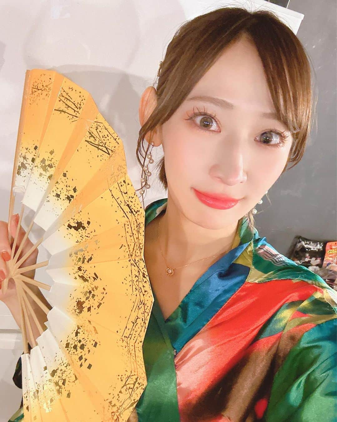 井坂仁美さんのインスタグラム写真 - (井坂仁美Instagram)「🤍  #シの輪舞曲  全然自撮りない。ごめん笑」12月3日 19時20分 - hitomi_ankh