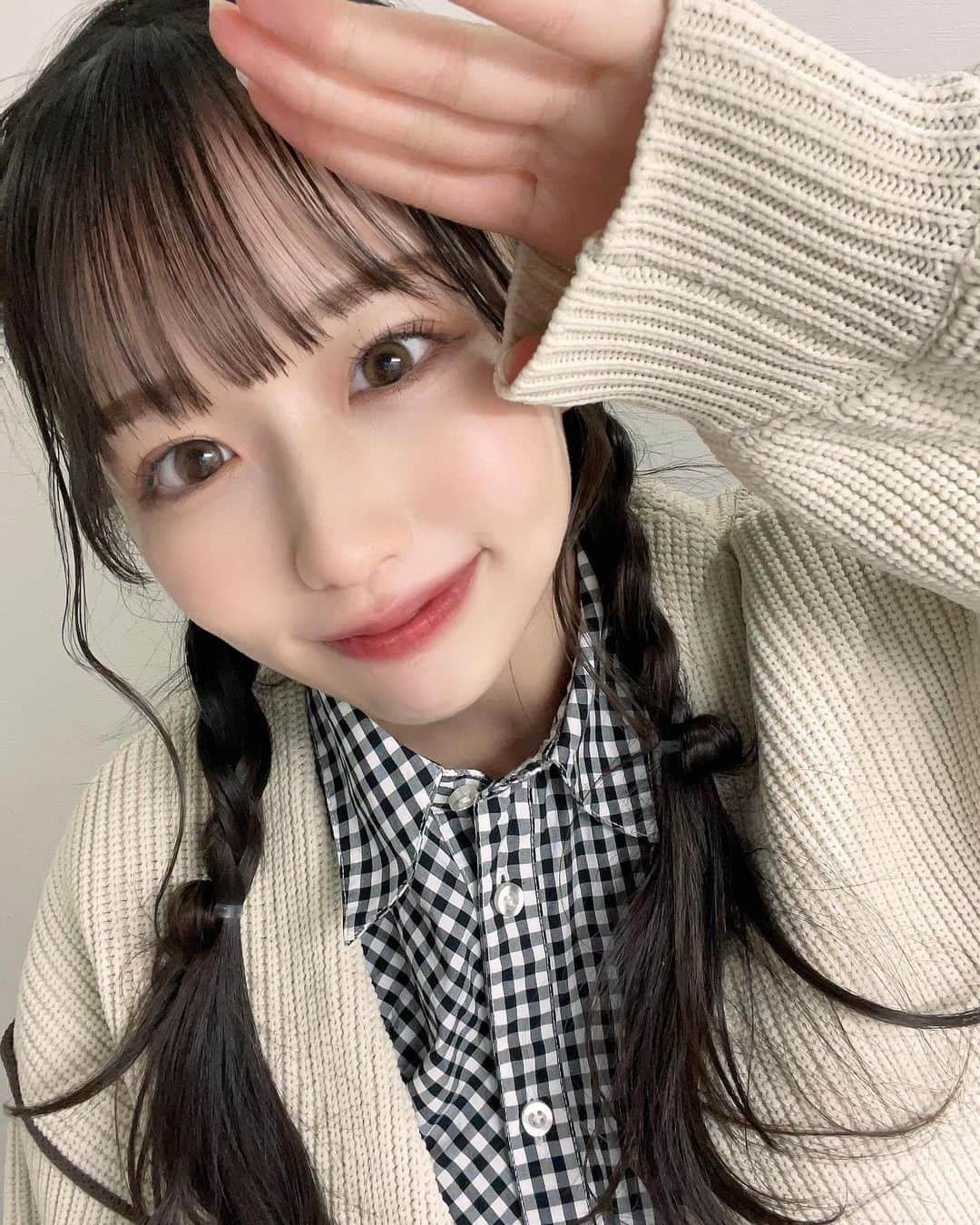 柳川みあさんのインスタグラム写真 - (柳川みあInstagram)「色んな感じで撮ってみたよ🐰❣️」12月3日 19時28分 - miapichan_