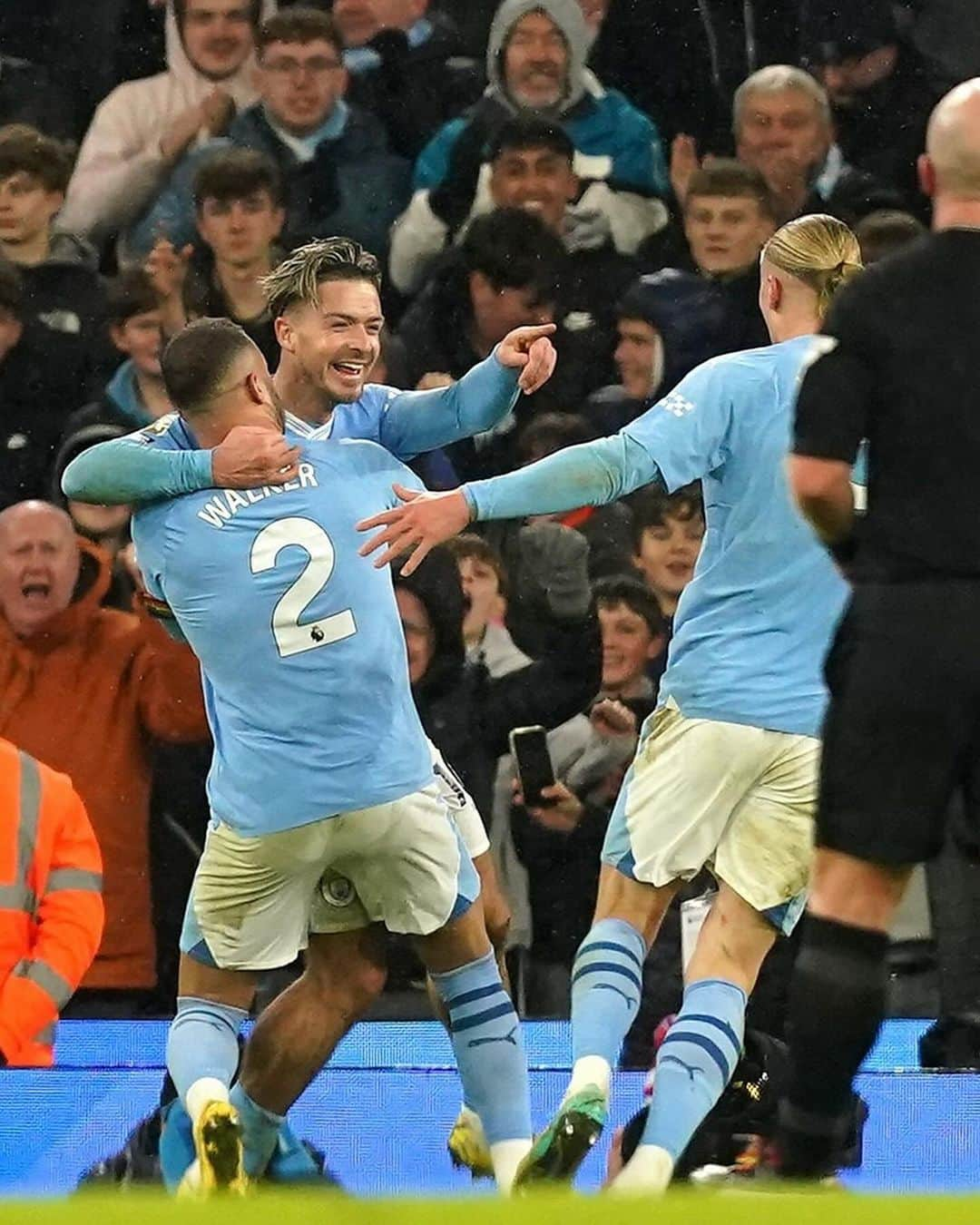 カイル・ウォーカーさんのインスタグラム写真 - (カイル・ウォーカーInstagram)「Disappointing to not get 3 points. Straight back to it Wednesday evening」12月4日 5時14分 - kylewalker2