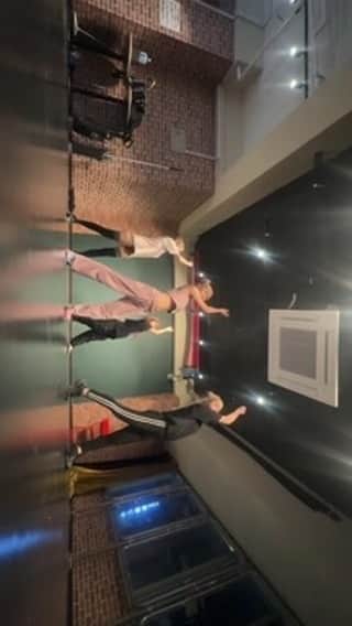 ティファニーのインスタグラム：「みんなで練習するのたのしい！！！」