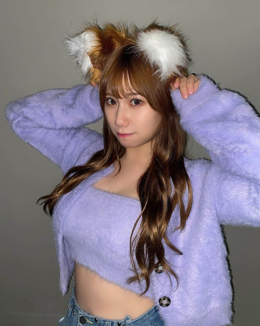 石田優美さんのインスタグラム写真 - (石田優美Instagram)「飼ってくれる方〜？🦊💜  飼う！って言った人は、今日から私の事お世話してね🤭 （推しになる事）←←←  #nmb48 #オンラインお話会  #ありがとうございました  #因みにこれは被ってません #狐 #キツネ #🦊」12月3日 21時21分 - yu_mi_1012