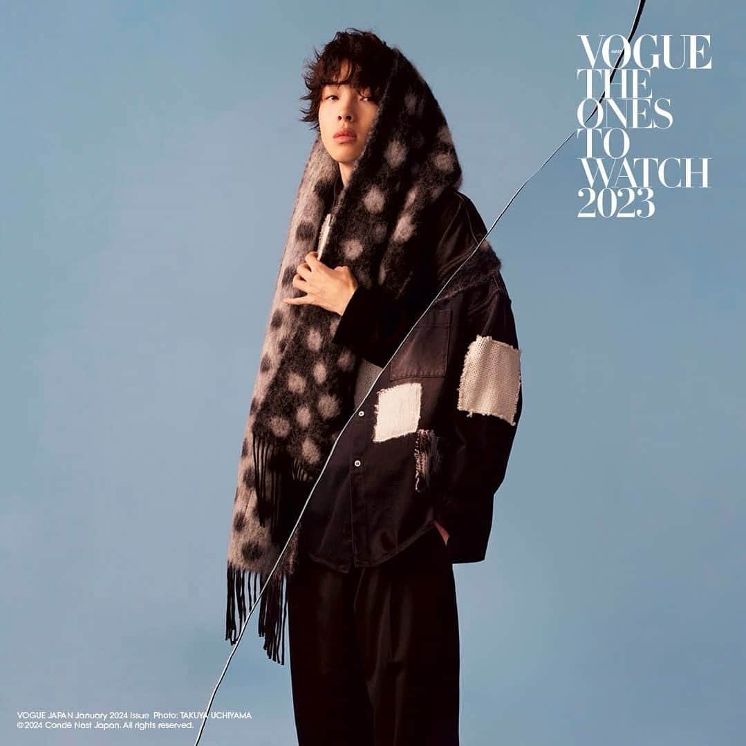 imaseさんのインスタグラム写真 - (imaseInstagram)「12/1(金) 『VOGUE JAPAN』1月号 に登場してます！！  国内外のファッションシーンで活躍した人にフォーカスする企画 "THE ONES TO WATCH 2023" に選出されました！！ありがたし！🙏  全国の書店で是非お買い求めください🫶   @voguejapan」12月3日 21時31分 - imase11_9