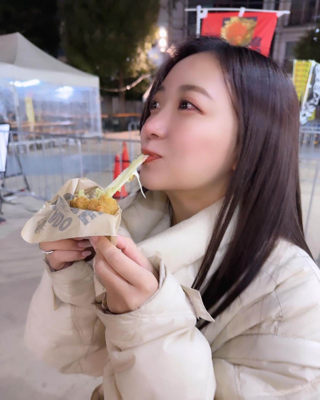 高木美穂のインスタグラム：「#炭水化物タベナ祭  行ってきたよお🥳💓 ° 食べ物全部美味しかった…😮‍💨💓 ° また行こう〜！🫶🏻🫶🏻🫶🏻 みんなも行ってみてー！ ° 大久保公園で12/10までやってるよお！ ° #食フェス #フェス #炭水化物 #グルメフェス #東京グルメ」