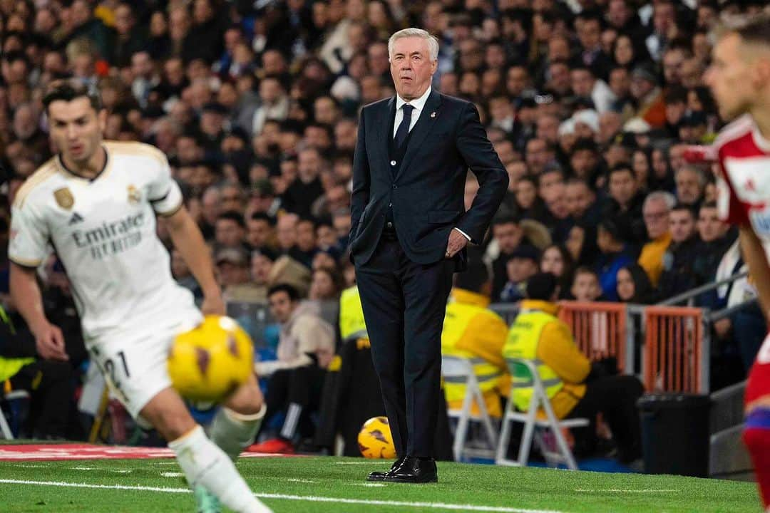 カルロ・アンチェロッティのインスタグラム：「Otro gran trabajo del equipo. Comprometidos y sacando resultados importantes. #HalaMadrid」