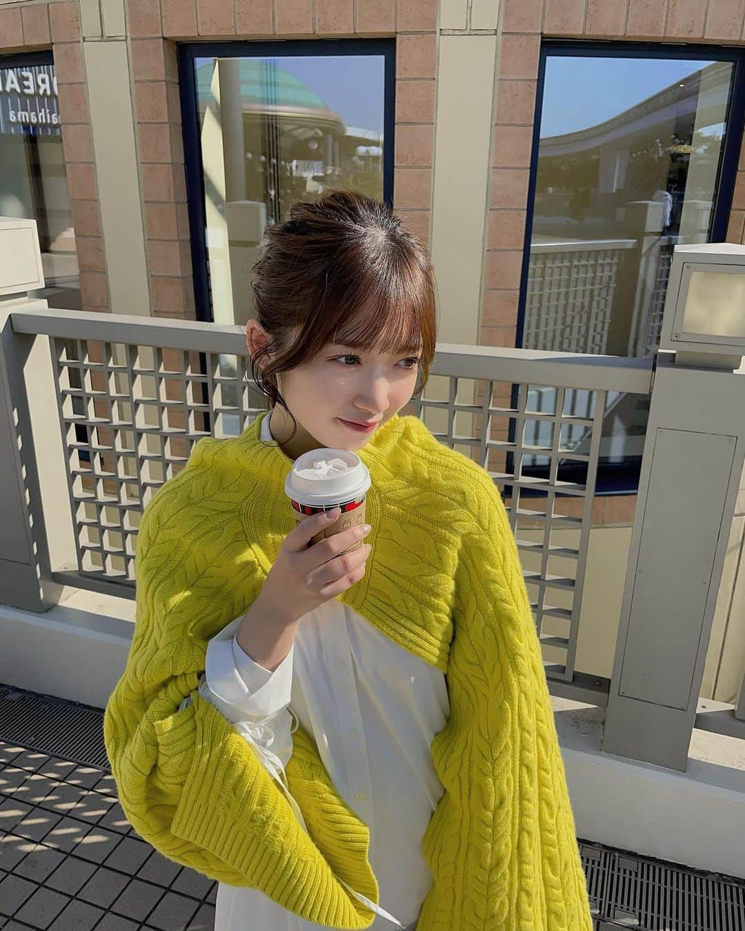 山岸理子さんのインスタグラム写真 - (山岸理子Instagram)「* 🧶🐥⸒⸒ ⁡ 冬はニットしか勝たん。 ⁡ #山岸理子」12月3日 21時49分 - riko_yamagishi.official