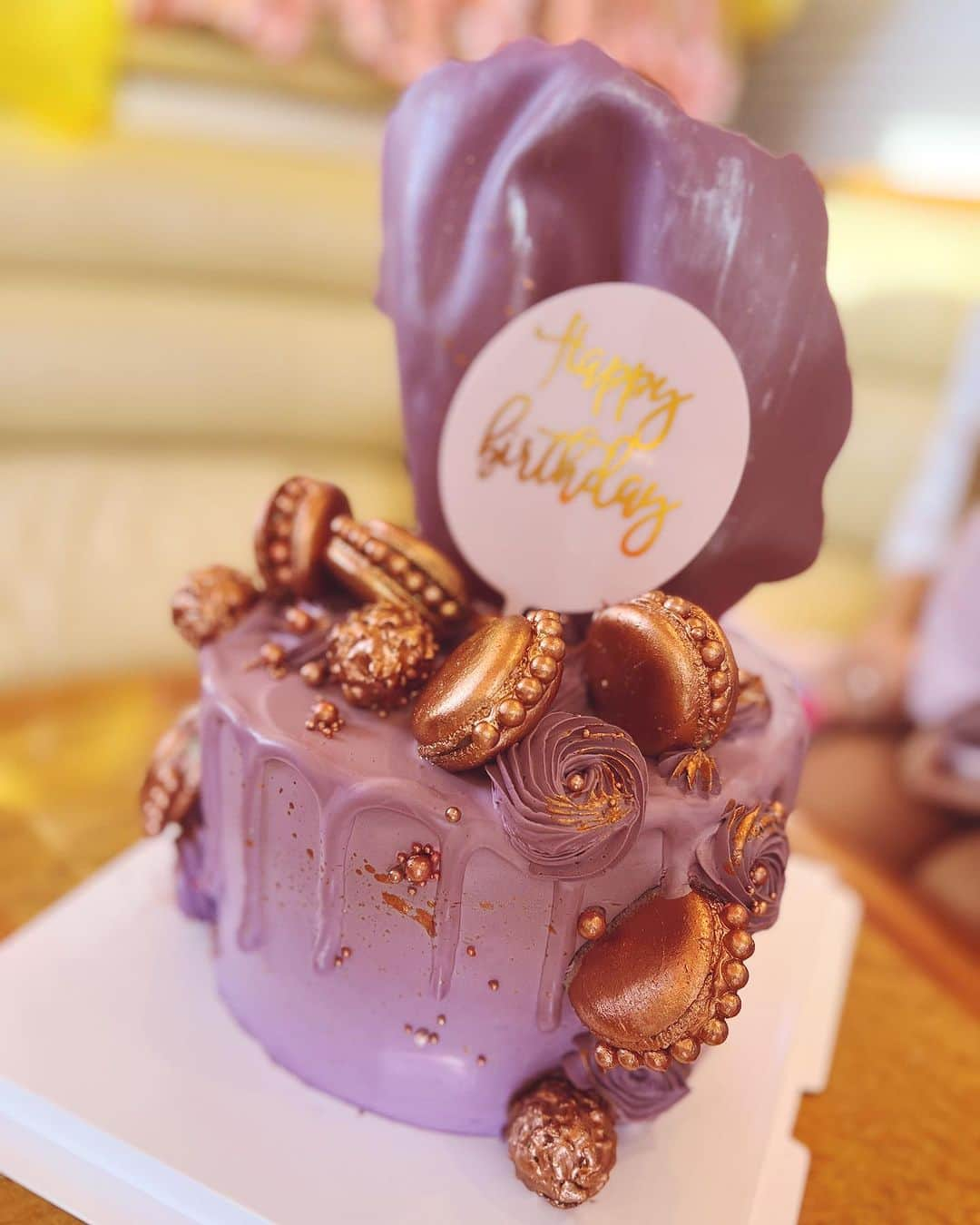 MALIAさんのインスタグラム写真 - (MALIAInstagram)「🎂💜✨ my beautiful purple shine @aliahime  紫が好きな娘ちゃんにピッタリのケーキ💜 ⁡ Aliaちゃん17歳のお祝いで お誕生日の週末はボートパーティでした🚢✨ ⁡ #Birthday #boatparty #Dubai 11月イベント盛りだくさんで時差投稿😂」12月3日 22時01分 - maliarehman