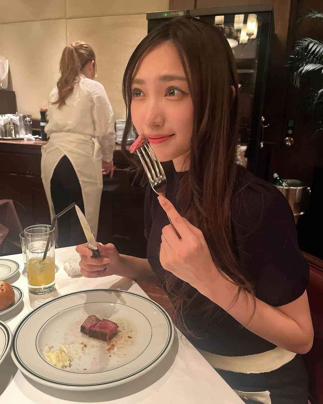 原かれんさんのインスタグラム写真 - (原かれんInstagram)「᯽  エビのビスク美味しすぎてひっくり返りそうなった🦐❤️ . . . . 何食べても美味しかった〜 ( ˟́꒳˟̥̥̀ )♡ . . . . . . . . #原かれん #かれんたん #nmb48 #ぴろぴろ #idol  #茶髪ロング #なんば #関西女子 #お姉さんコーデ #お姉さん #grl購入品 #grlコーデ #グレイル #今日のコーデ #ディナーコーデ #ランチコーデ #ニットコーデ #肌見せ #肌見せコーデ #デートコーデ #ぴろコーデ  #아이돌　#ootd #오오티디 #팔로우  #좋아요 #01 #일본　#fyp #女子力委員長」12月3日 22時11分 - karen_hara315