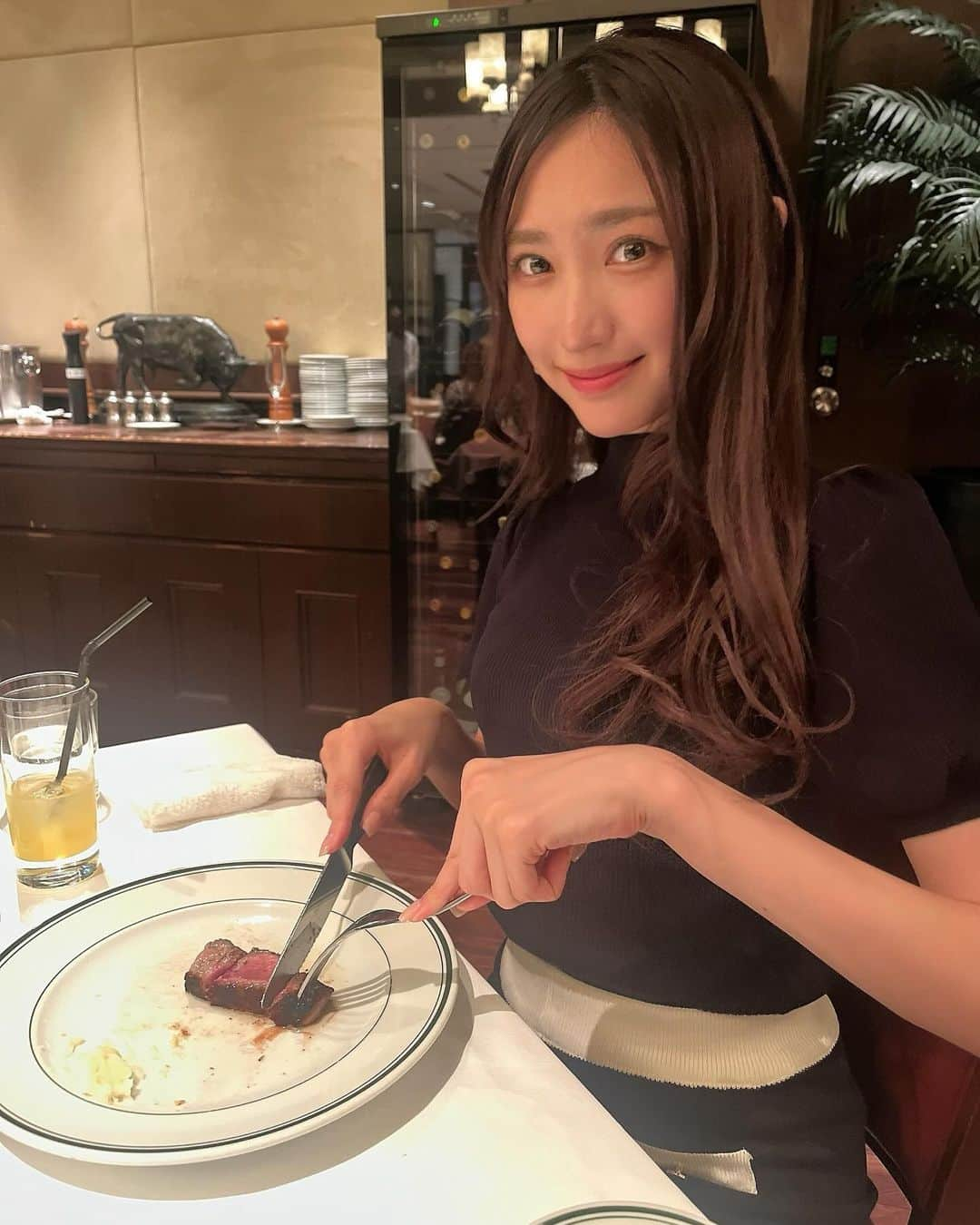 原かれんさんのインスタグラム写真 - (原かれんInstagram)「᯽  エビのビスク美味しすぎてひっくり返りそうなった🦐❤️ . . . . 何食べても美味しかった〜 ( ˟́꒳˟̥̥̀ )♡ . . . . . . . . #原かれん #かれんたん #nmb48 #ぴろぴろ #idol  #茶髪ロング #なんば #関西女子 #お姉さんコーデ #お姉さん #grl購入品 #grlコーデ #グレイル #今日のコーデ #ディナーコーデ #ランチコーデ #ニットコーデ #肌見せ #肌見せコーデ #デートコーデ #ぴろコーデ  #아이돌　#ootd #오오티디 #팔로우  #좋아요 #01 #일본　#fyp #女子力委員長」12月3日 22時11分 - karen_hara315