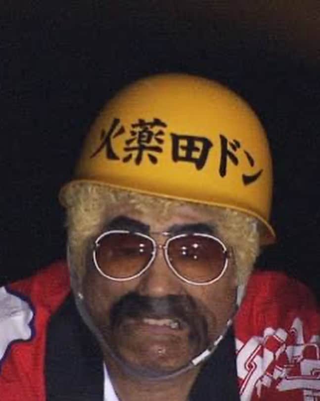KEN KAGAMIさんのインスタグラム写真 - (KEN KAGAMIInstagram)「メルカリで火薬田ドンのヘルメット買いました。」12月3日 22時45分 - kenkagami