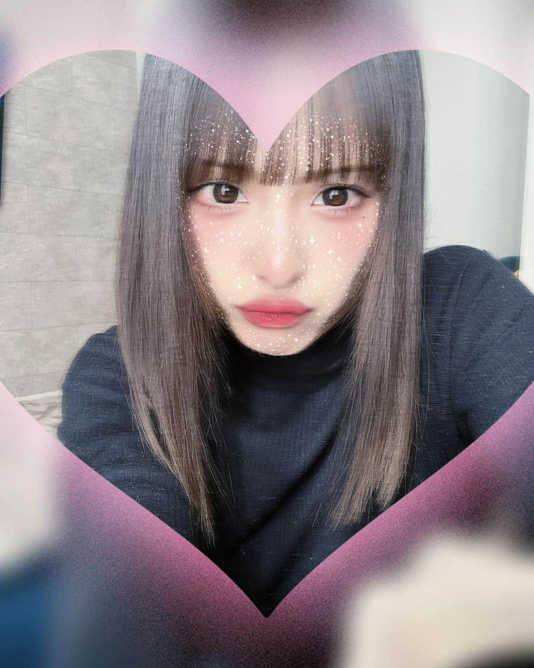 山田菜々美のインスタグラム：「. 12月🎅🏻🤍 . 今年も終わりますね😇💭 やり残したこととかある〜？ .」