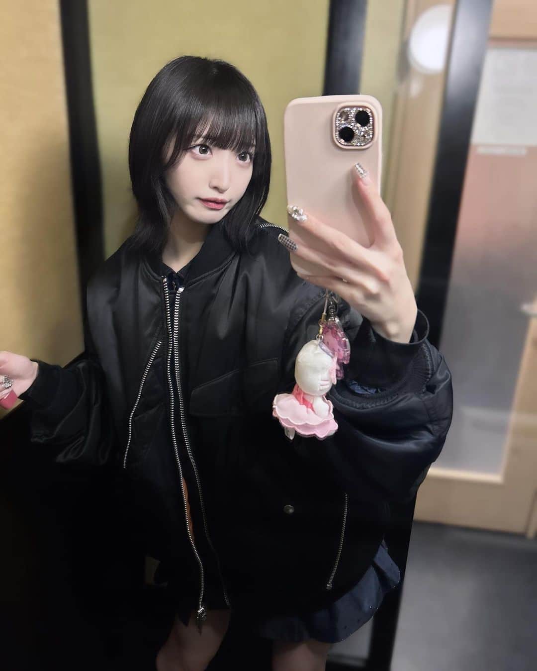 相笠萌さんのインスタグラム写真 - (相笠萌Instagram)「髪伸びた〜」12月3日 22時44分 - aigasa_moe