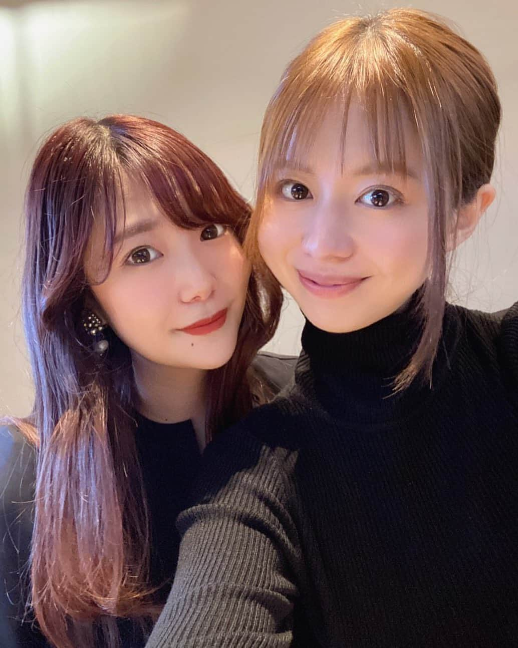 綾瀬りえのインスタグラム：「ずっと会いたかったあやかさん(@ayaka.decor )✨ 芸術的な才能が本当にすごくて🥰 もっと話したかったぁ☺️  カフェごちそうさまでした☕️」