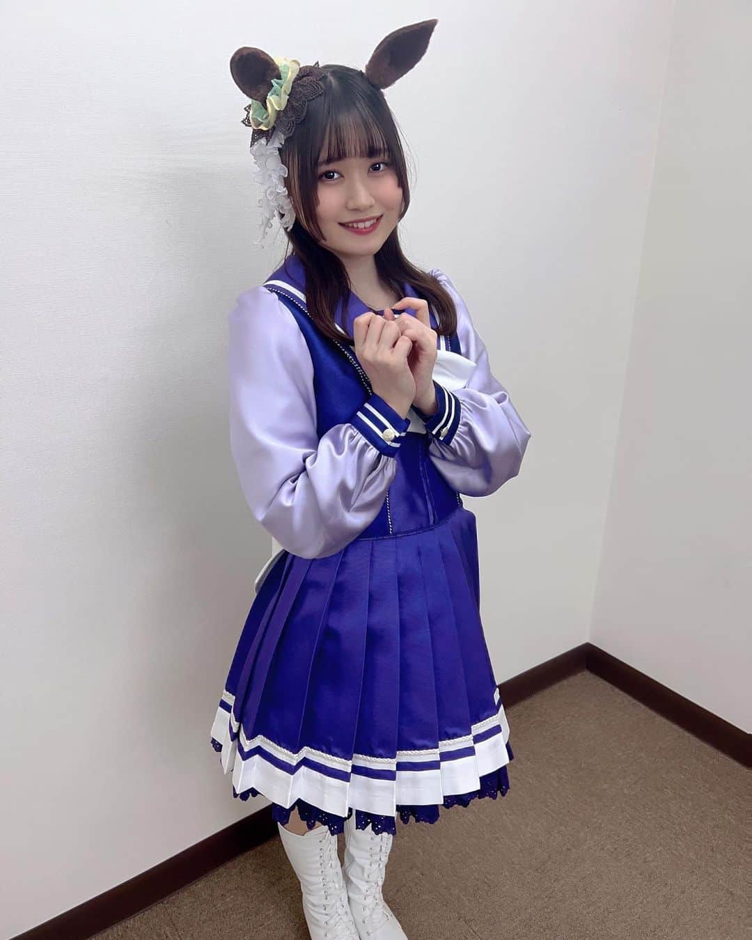 立花日菜さんのインスタグラム写真 - (立花日菜Instagram)「冬服☃️ ⠀ ⠀ はじめての長袖制服〜〜💨💨 レアなコートも着させてもらった！ ⠀ ひなきちゃんが写真たくさん撮ってくれました📸💮」12月3日 22時49分 - 17.tachibana