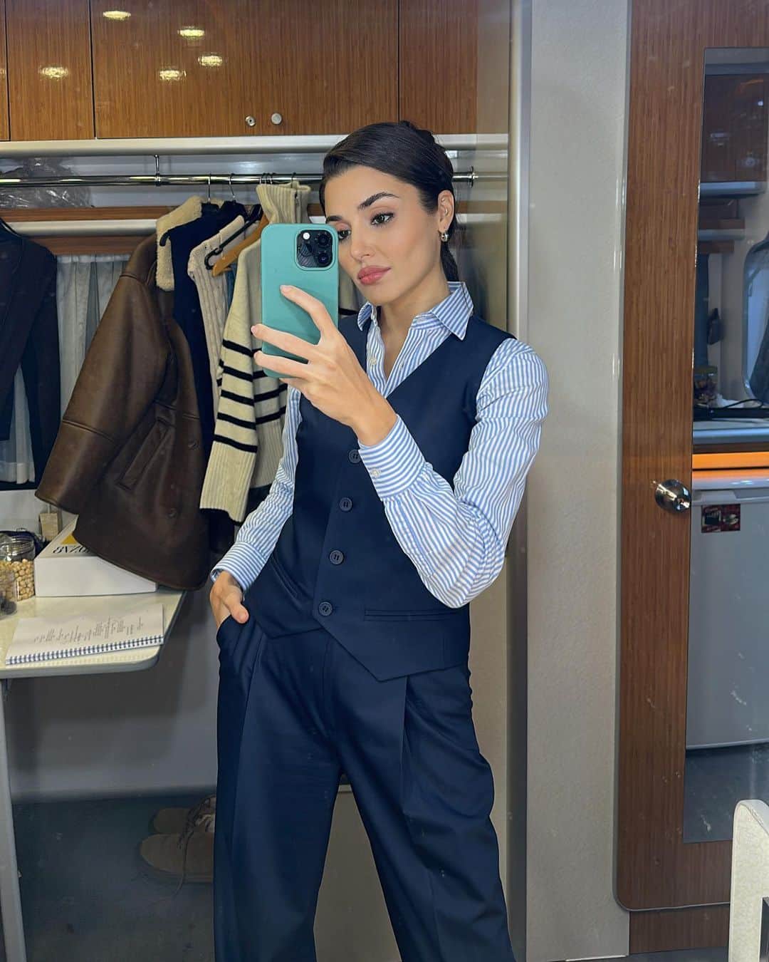 Hande Ercelさんのインスタグラム写真 - (Hande ErcelInstagram)「#KutluHafta🎪」12月3日 23時53分 - handemiyy