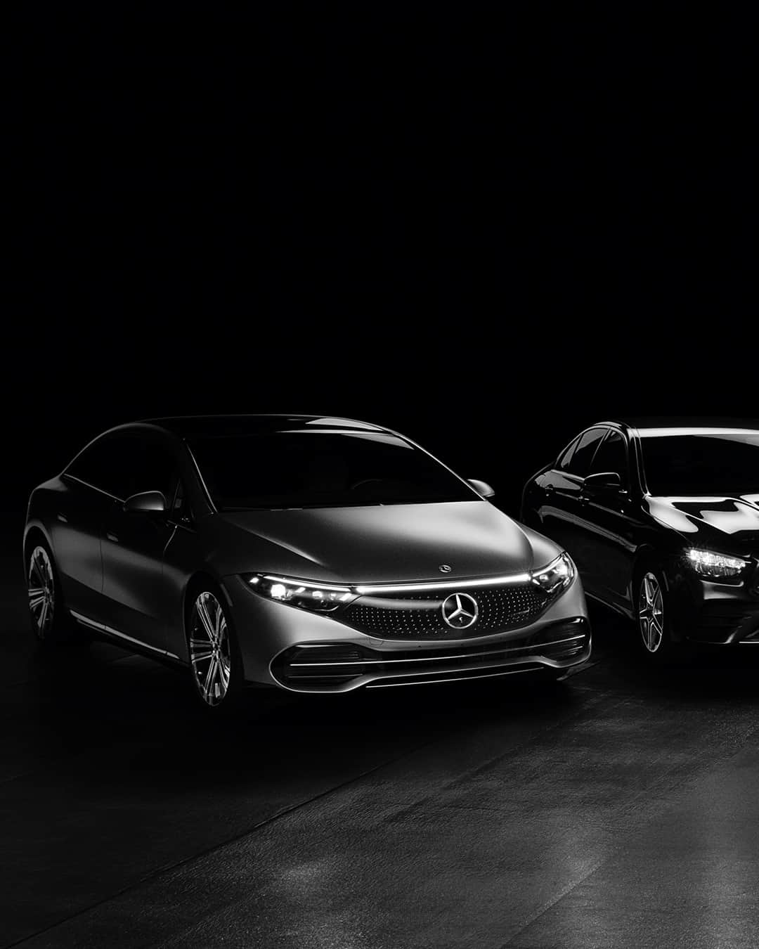 メルセデス・ベンツさんのインスタグラム写真 - (メルセデス・ベンツInstagram)「Every embrace starts with a journey.  #MercedesBenz #HappyHolidays」12月4日 0時00分 - mercedesbenz