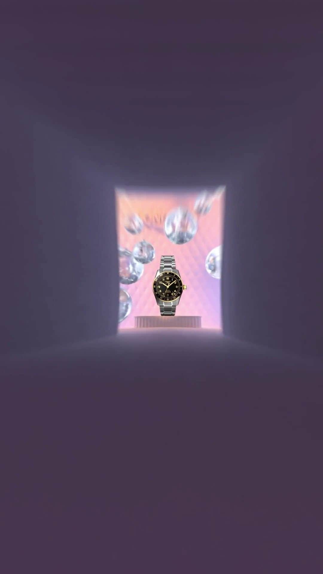 ロンジンのインスタグラム：「The festive season is just around the corner.  And what better way to celebrate than with a Longines gift?  #EleganceisanAttitude #ElegantGreetings #LonginesSpirit」