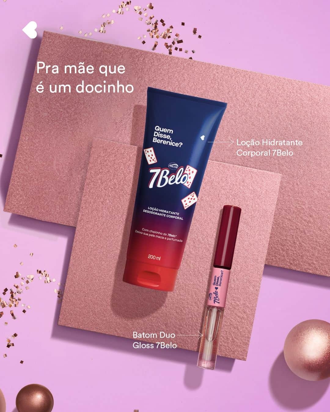 quem disse, berenice?さんのインスタグラム写真 - (quem disse, berenice?Instagram)「aqui #TodoDiaTemUmPresenteQDB com ideias de presente para todo mundo! rola pro lado e aproveite minhas dicas, faltam só 22 dias!   #PraTodosVerem: o post é um carrossel. Na tela 1, o fundo é lilás com duas caixas de presentes e duas bolas de natal com o Delineador Caneta e a Palette Multifucional QDB e Poddelas e o texto: "3 ideias de presentes pra todo mundo". Na tela 2, o fundo é vermelho com bolas de natal, uma caixa de presente e o Delineador e o Gloss de Guaraná com o texto: "Pra amiga que topa rolês aleatórios". Na tela 3, o fundo é rosa claro com bolas de natal e o Batom Duo Gloss e o Hidratante Corporal de 7Belo com o texto: "Pra mãe que é um docinho". Na tela 4, o fundo é vermelho com caixa de presente e o Delineador Caneta e a Palette Multifucional QDB e Poddelas com o texto: "Pra prima que manda áudios que poderiam ser podcasts". Fim da descrição.」12月4日 0時00分 - quemdisseberenice