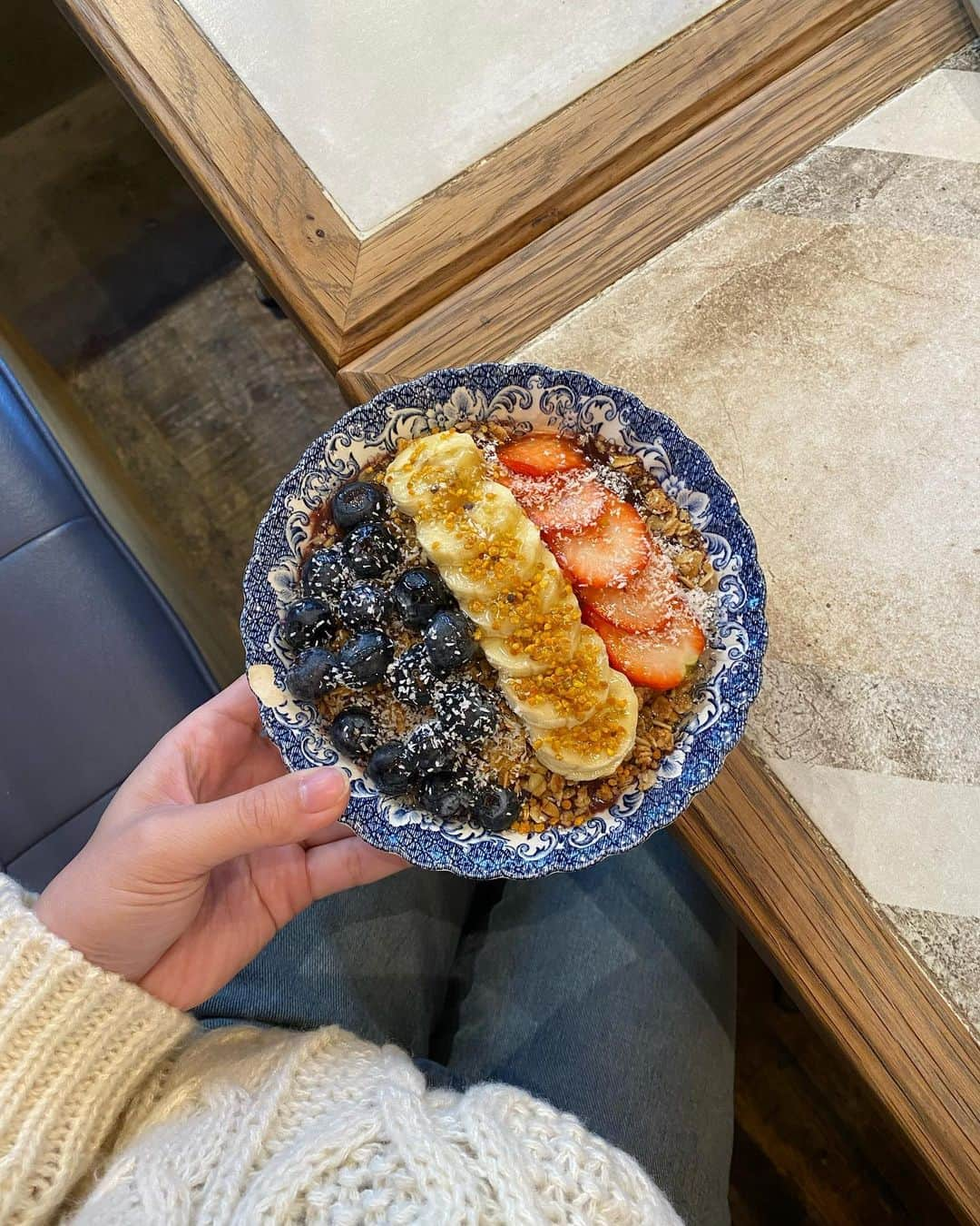 suzuhaのインスタグラム：「@asakara_goodstore 🥣」