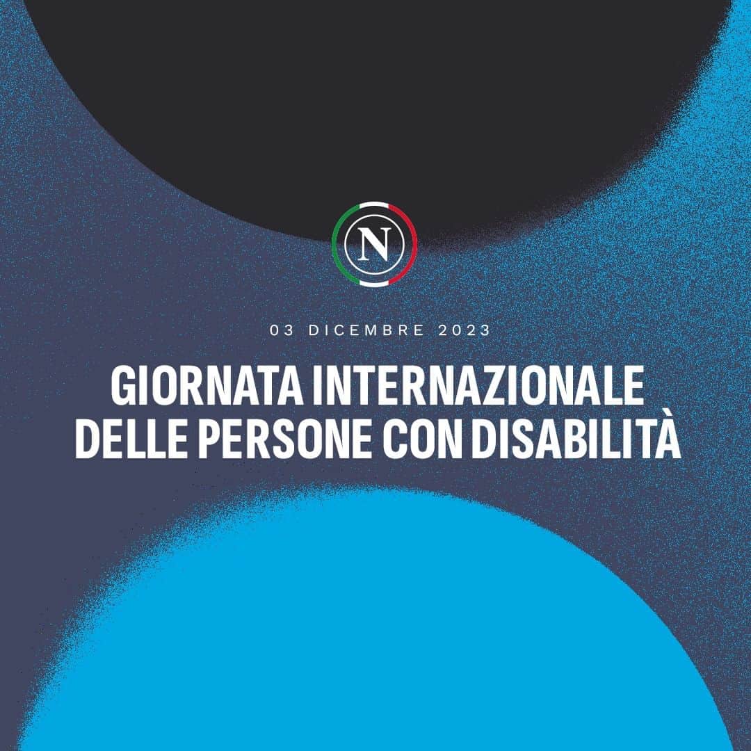 のインスタグラム：「✨ La diveresita è ciò che rende ognuno di noi qualcosa di unico  💙 #ForzaNapoliSempre」